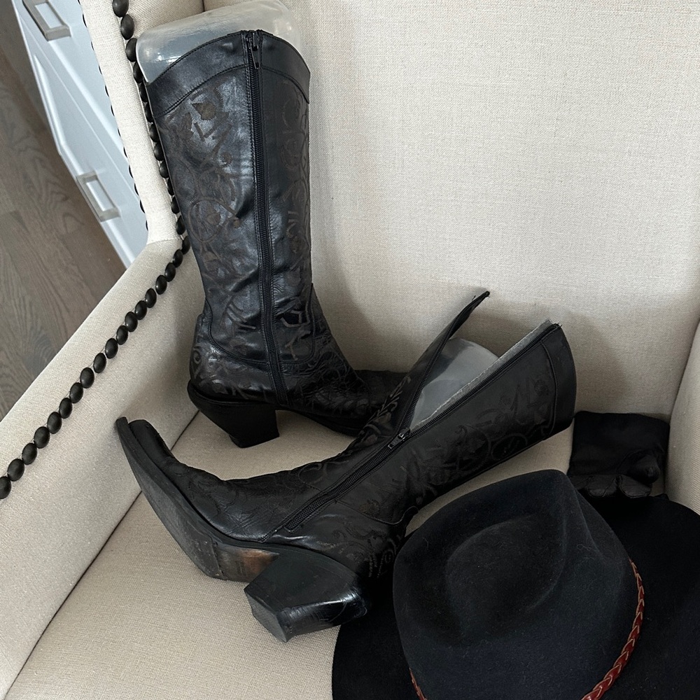 Retro Western Boots Md in Italy